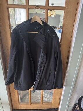 Design Collective Men’s Medium Black Hooded Coat Jacket Zip Button Like New